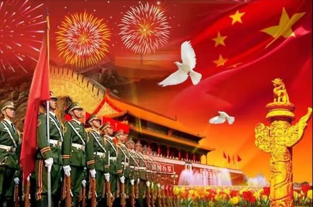 商贩占道经营，交警暖心劝离。为有温度的执法点赞！