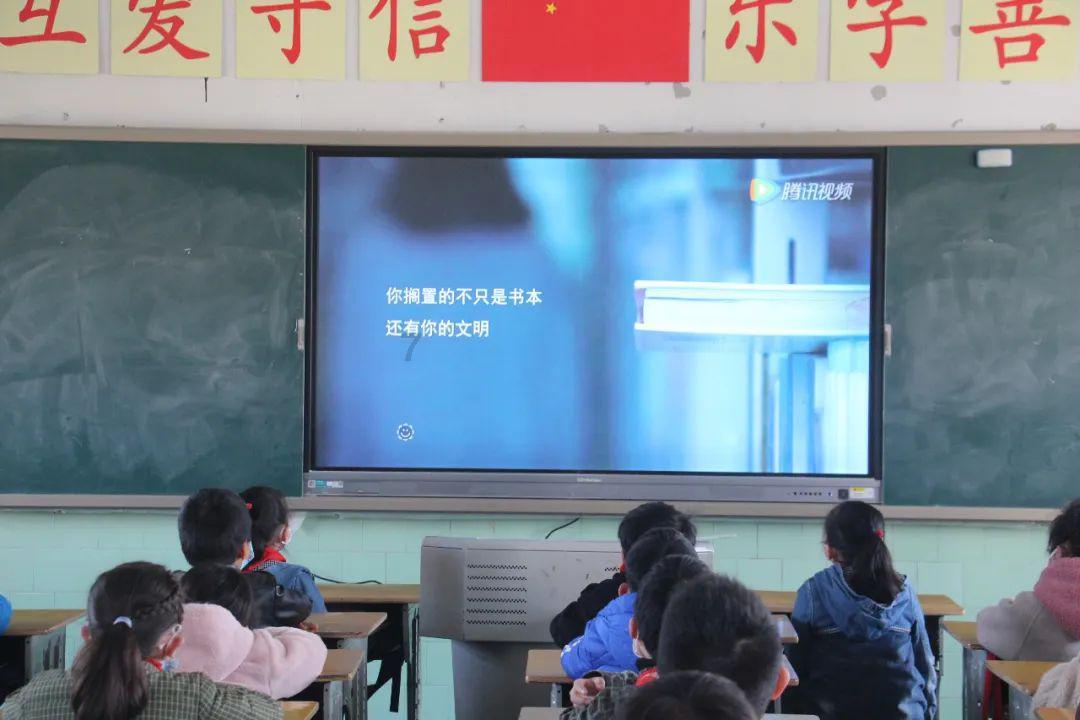巴勒斯坦电信公司：加沙地带移动网络服务正逐步恢复